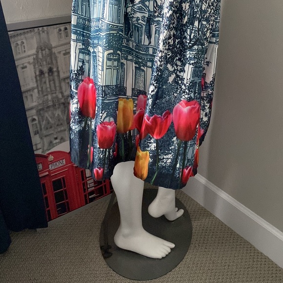 Fun Pop-Art Skirt - Picture 2 of 14